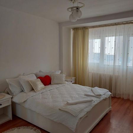 Panorama Mega Apartament Pantelimon Bucareste Exterior foto