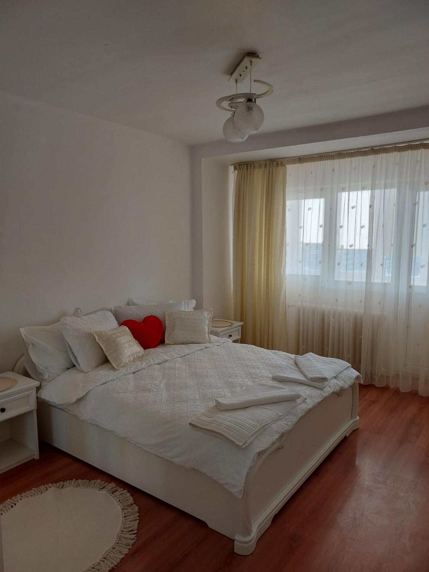 Panorama Mega Apartament Pantelimon Bucareste Exterior foto