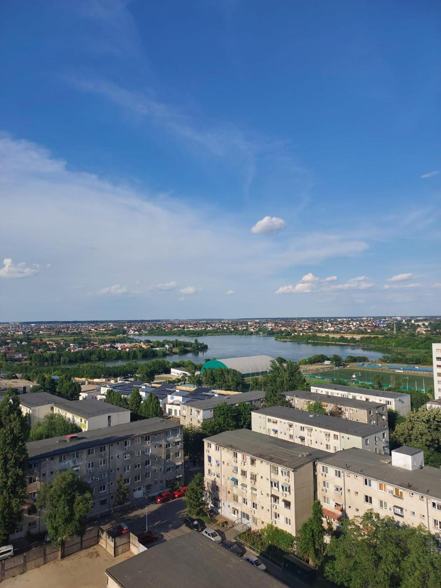 Panorama Mega Apartament Pantelimon Bucareste Exterior foto