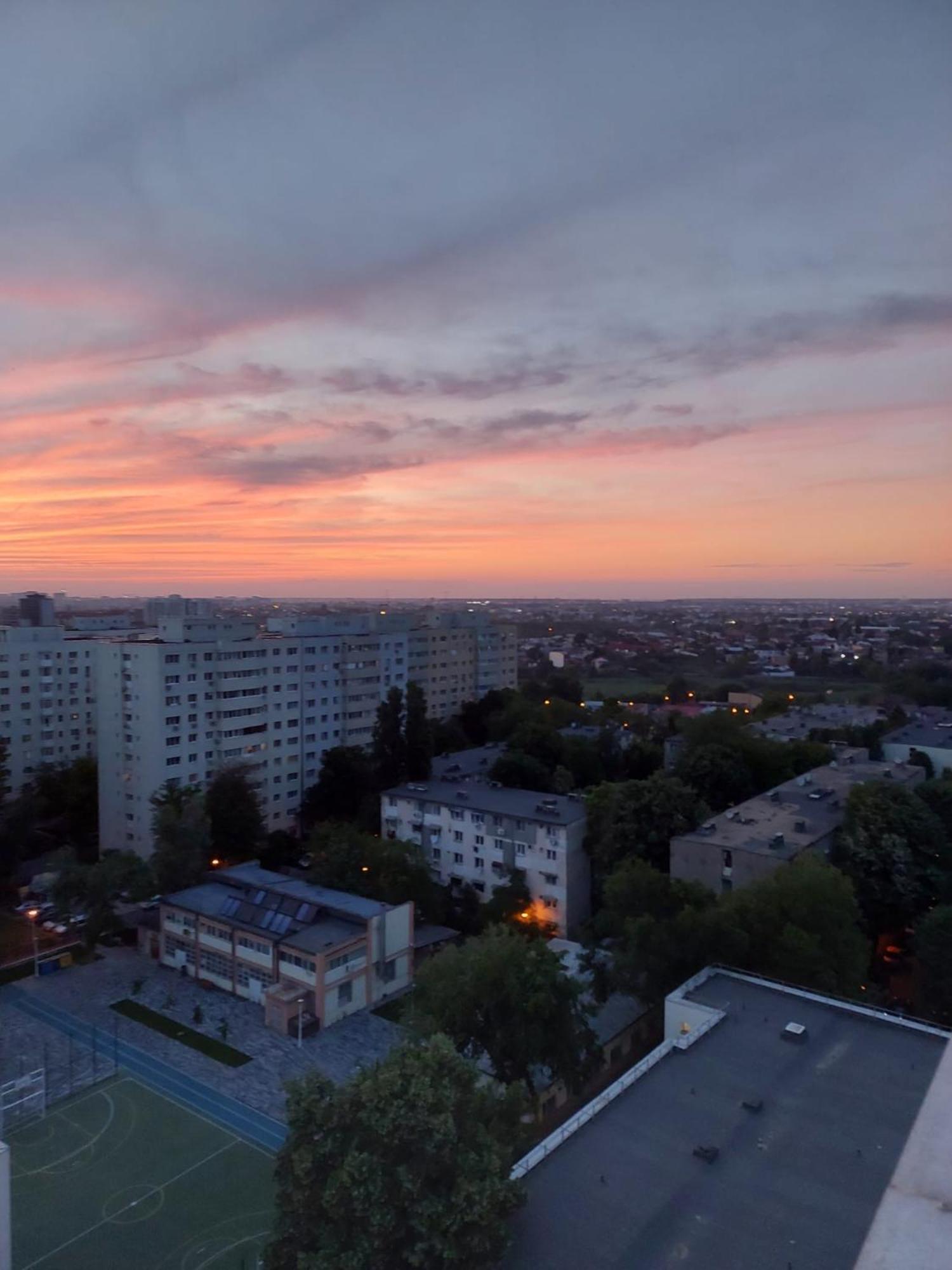 Panorama Mega Apartament Pantelimon Bucareste Exterior foto